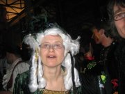 mbnun045.jpg