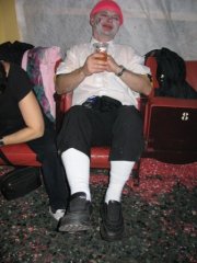 UzNun095.jpg